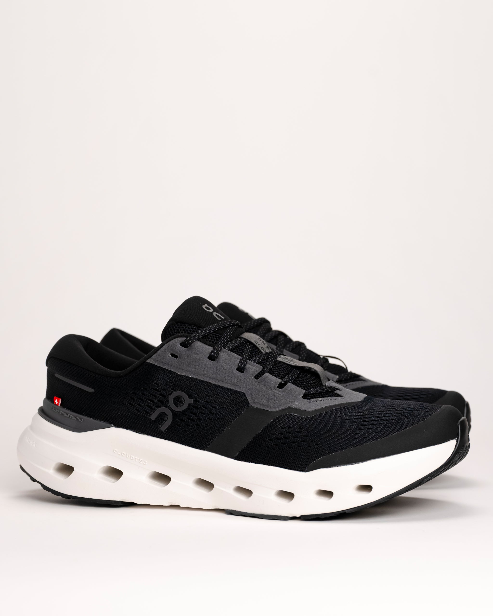 On Cloudrunner 3 | Men's Stable Running Shoe – Plaza Shoe Store