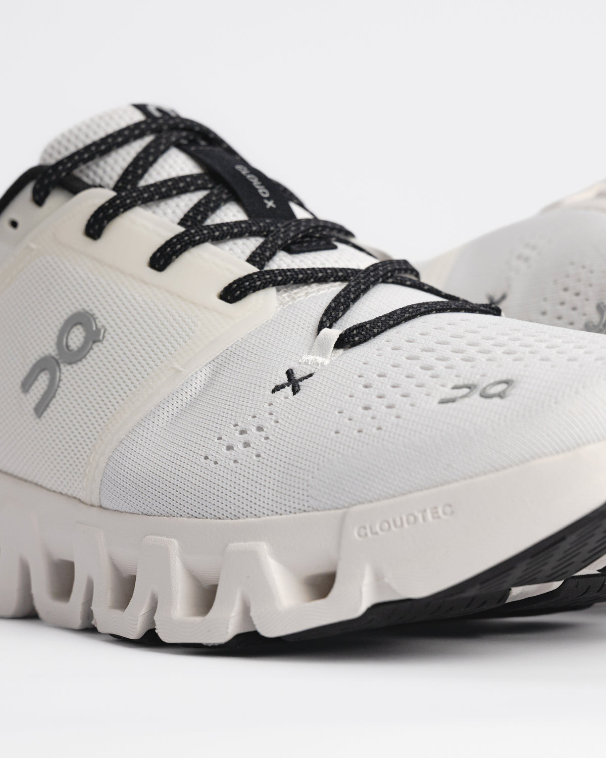 M-CLOUD X5 - WHITE - MESH