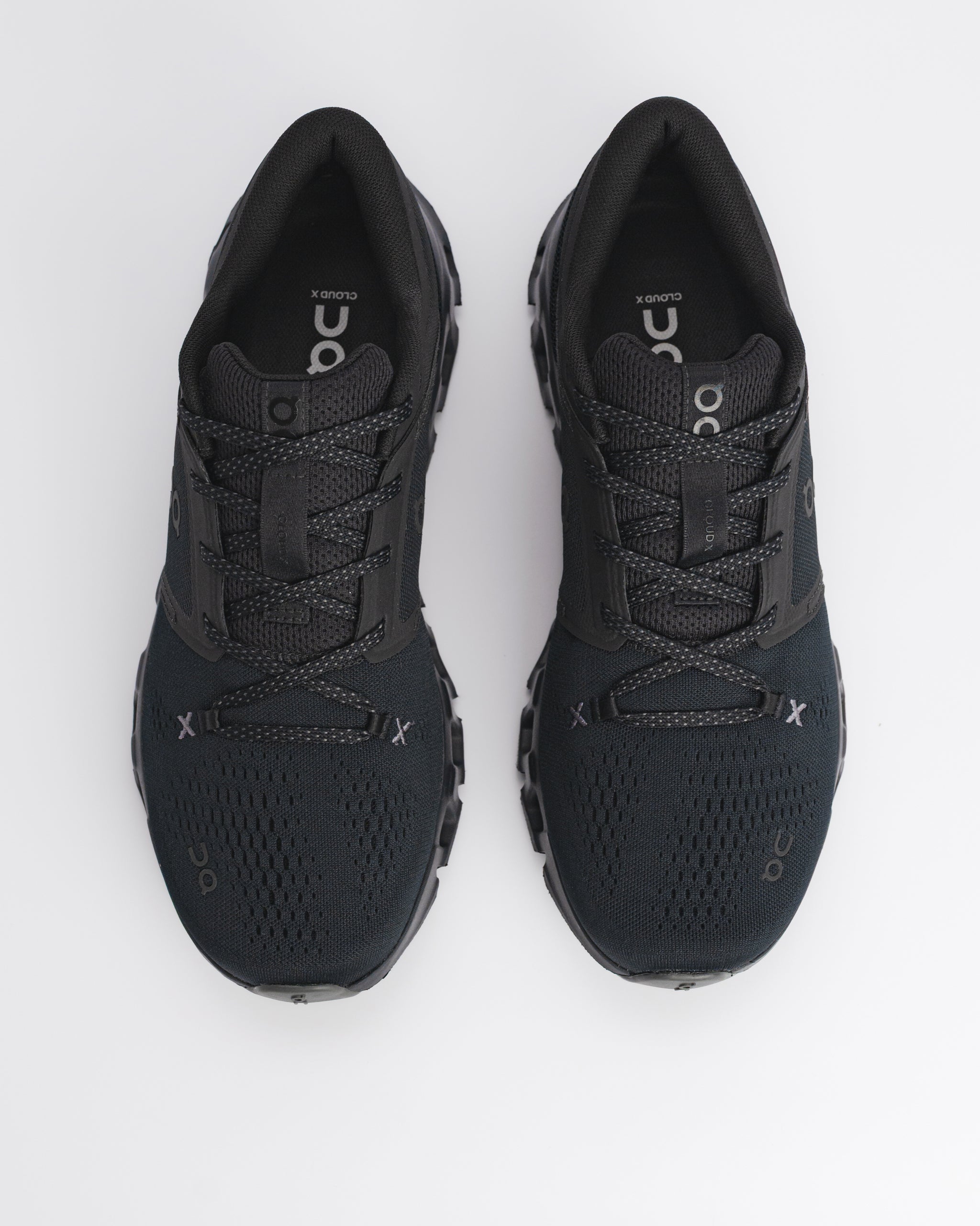 On Cloud X5 Trainer | Flexible Helion™ Gym Sneaker – Plaza Shoe Store