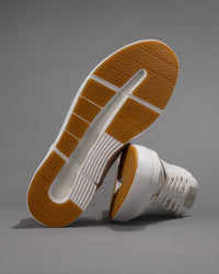 Women’s On THE ROGER Centre Court in White/Gum