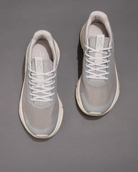 Women’s On Cloudnova Form 2 in Fog / Lavender