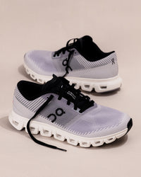 Women’s On Cloud 6 Push Lightweight All-Day Shoe in Lilac/Black