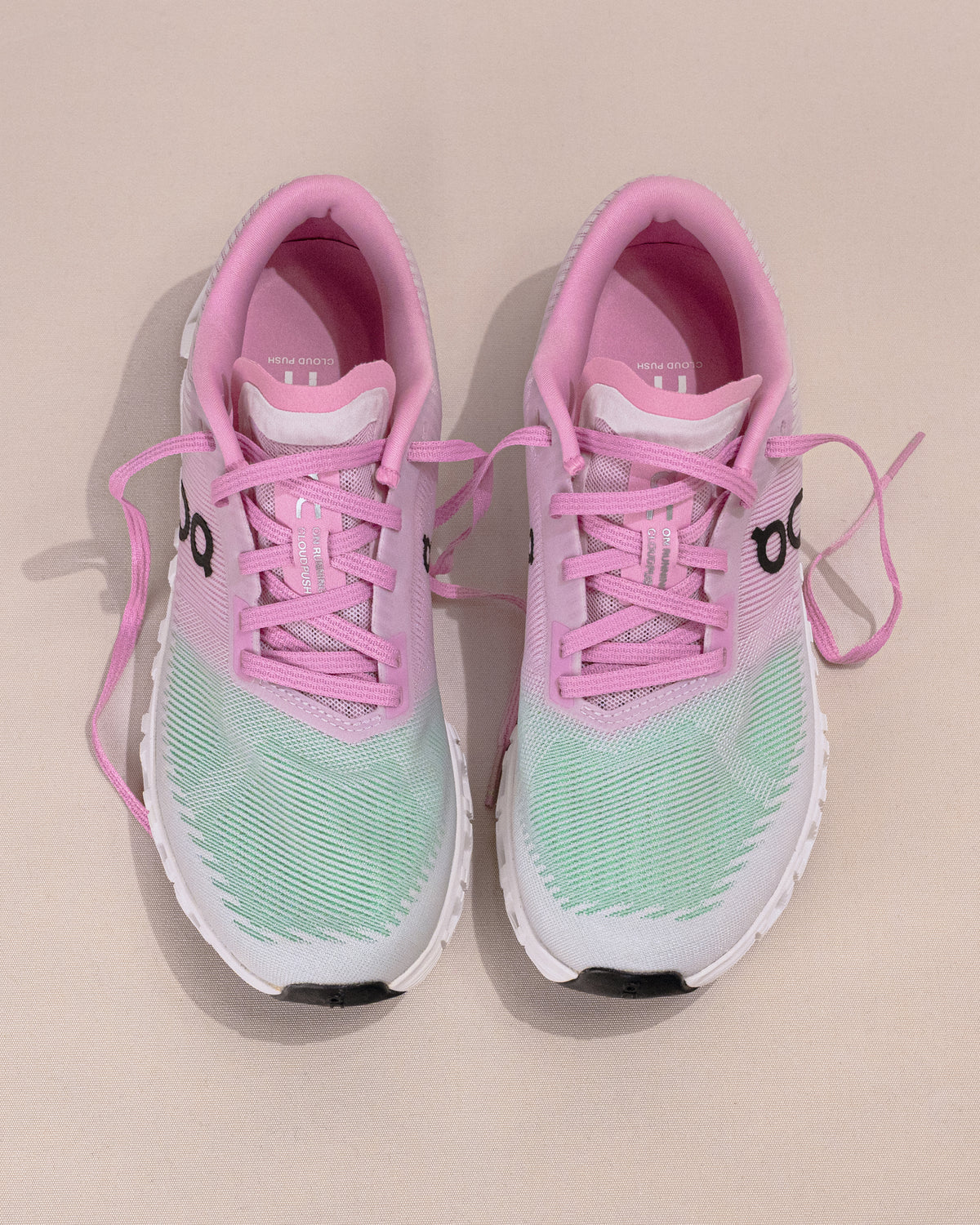 Women’s On Cloud 6 Push Lightweight All-Day Shoe in Honeydew/Petal