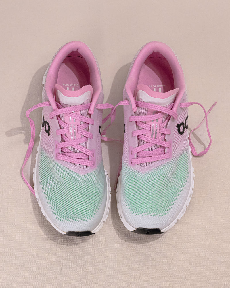 Women’s On Cloud 6 Push Lightweight All-Day Shoe in Honeydew/Petal