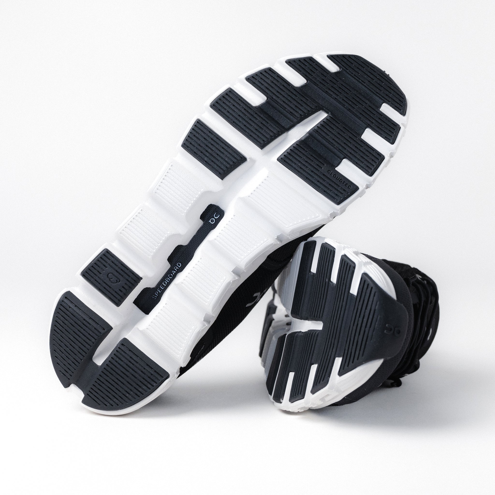 On Running Cloud 6 | New generation step-in all-day shoe – Plaza
