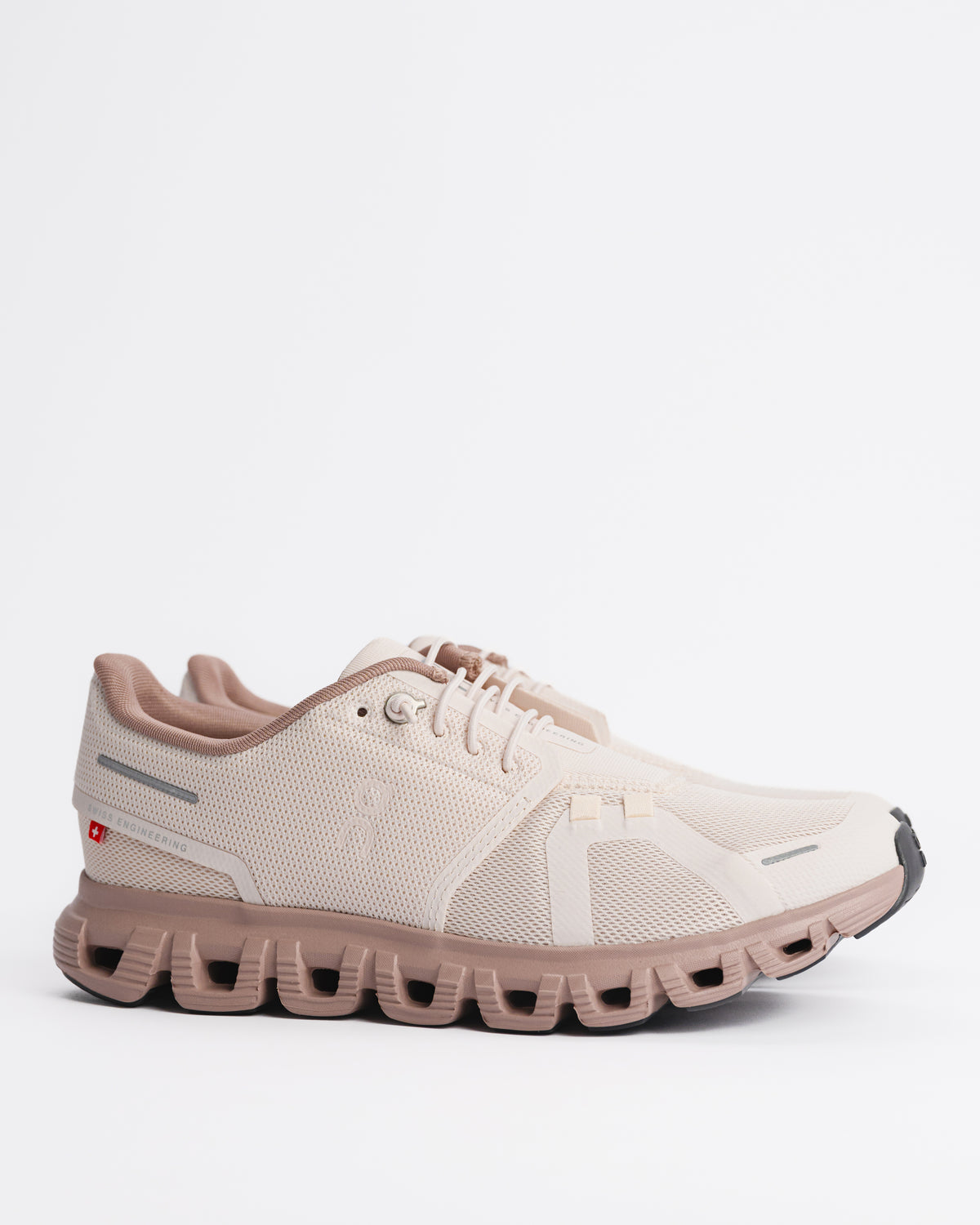 Women's On Running Cloud 6 – Ultra-Lightweight Speed-Lace Everyday Lifestyle Sneaker - Oyster / Biscuit
MPN: 3WF10065444