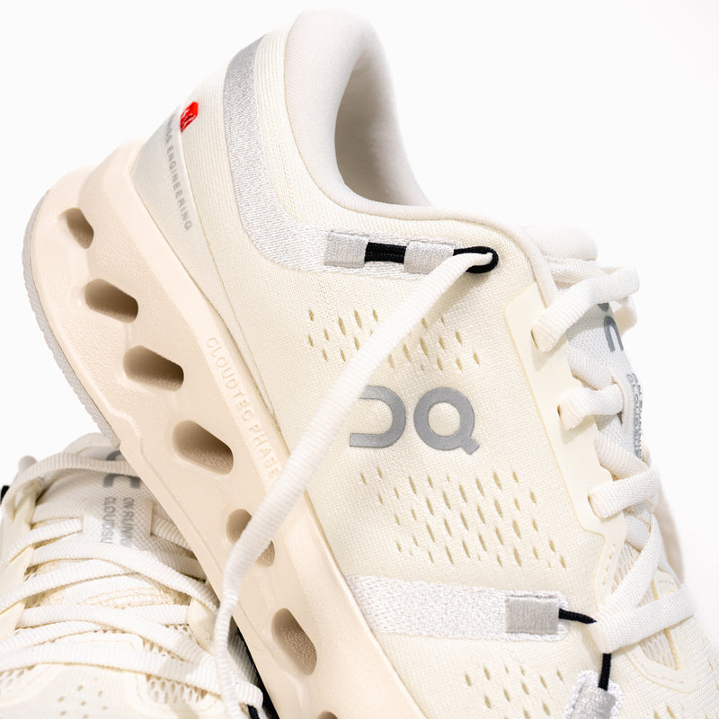 Women's On Running Cloudsurfer 2 Running Shoe in Ivory/Ivory