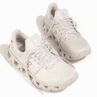 Women's On Running Cloudswift 4 AD in Sand/Ivory