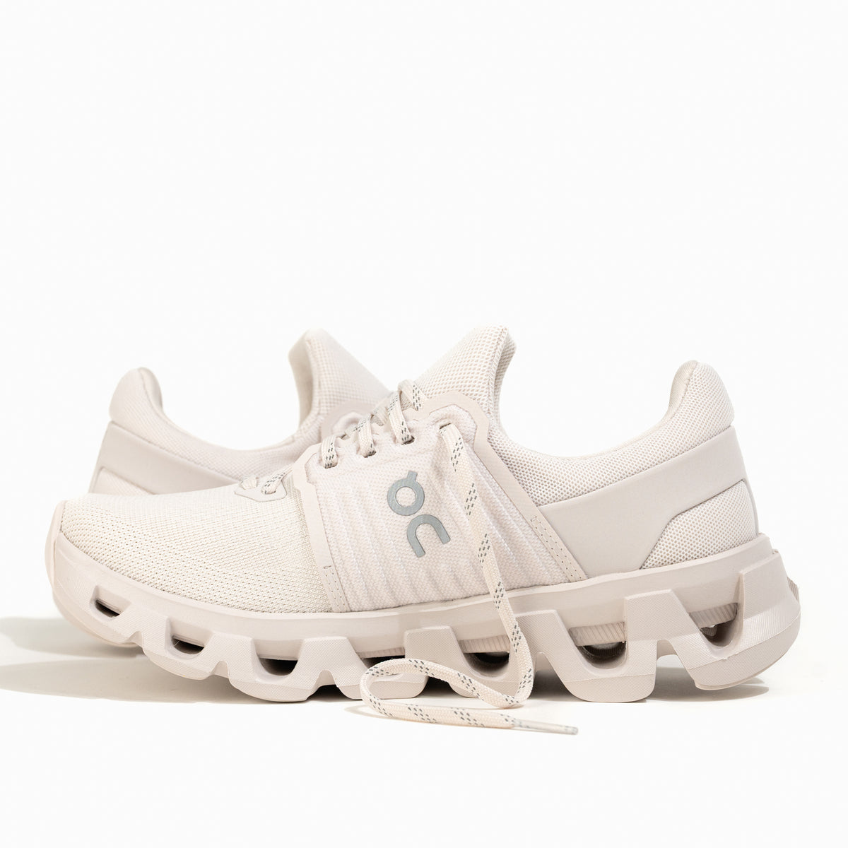 Women's On Running Cloudswift 4 AD in Sand/Ivory
