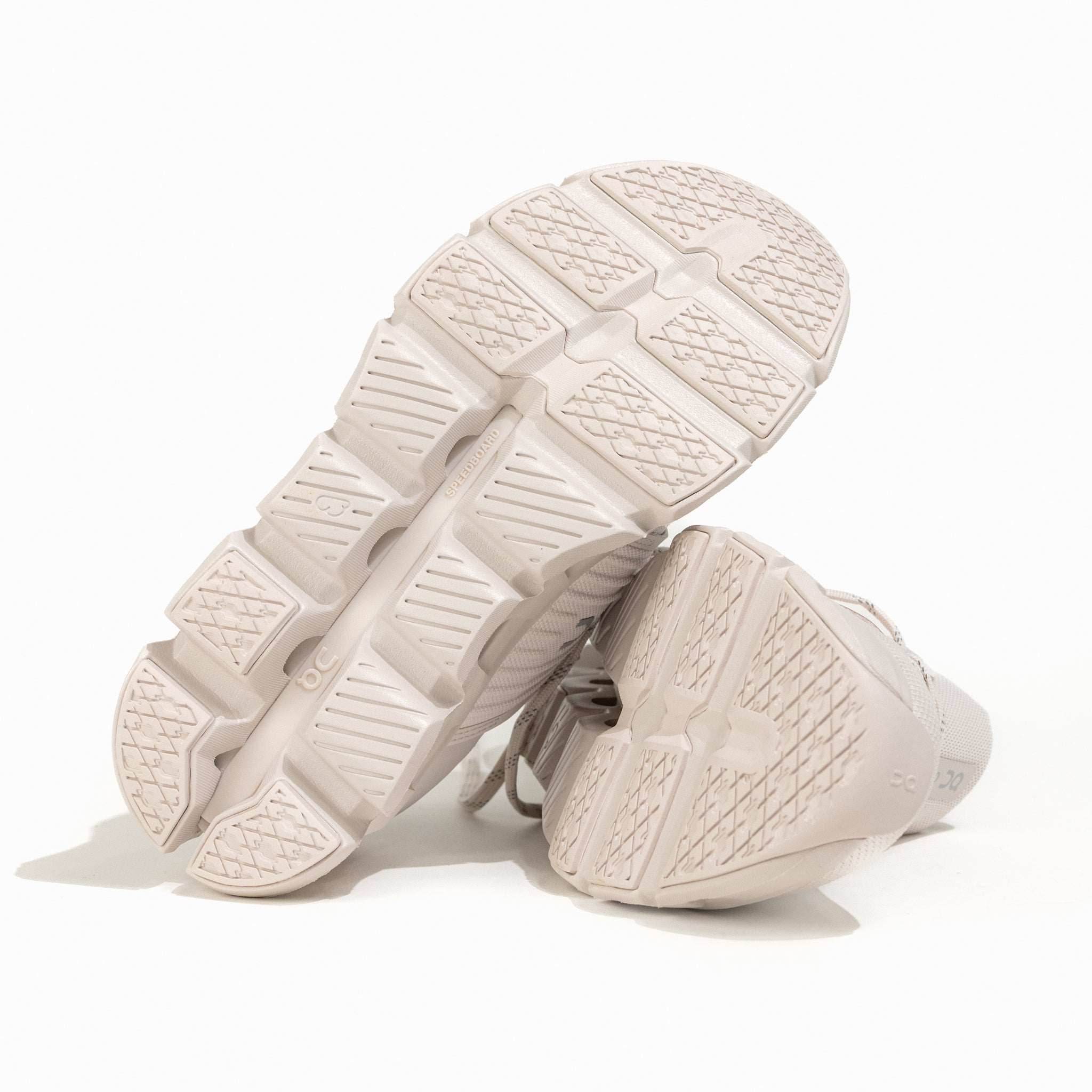 Women's On Running Cloudswift 4 AD in Sand/Ivory – Plaza Shoe Store