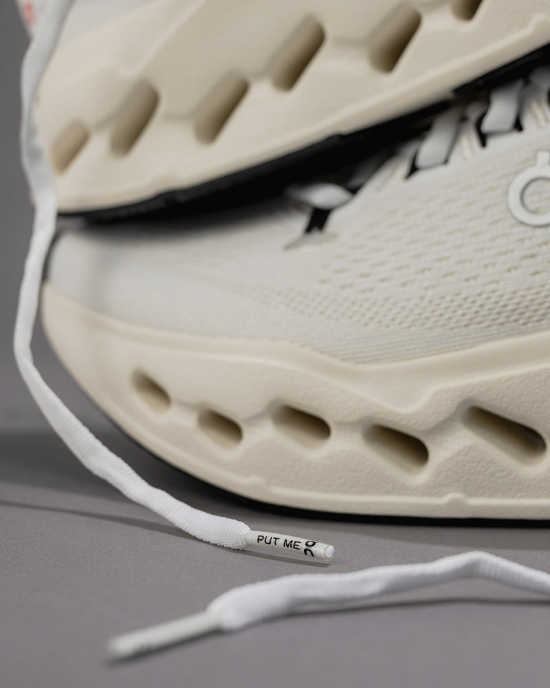 Women’s On Cloudsurfer Max – Maximum Cushioning Neutral Running Shoe - White