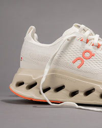 Women’s On Cloudsurfer Max – Maximum Cushioning Neutral Running Shoe - Ivory/Salmon