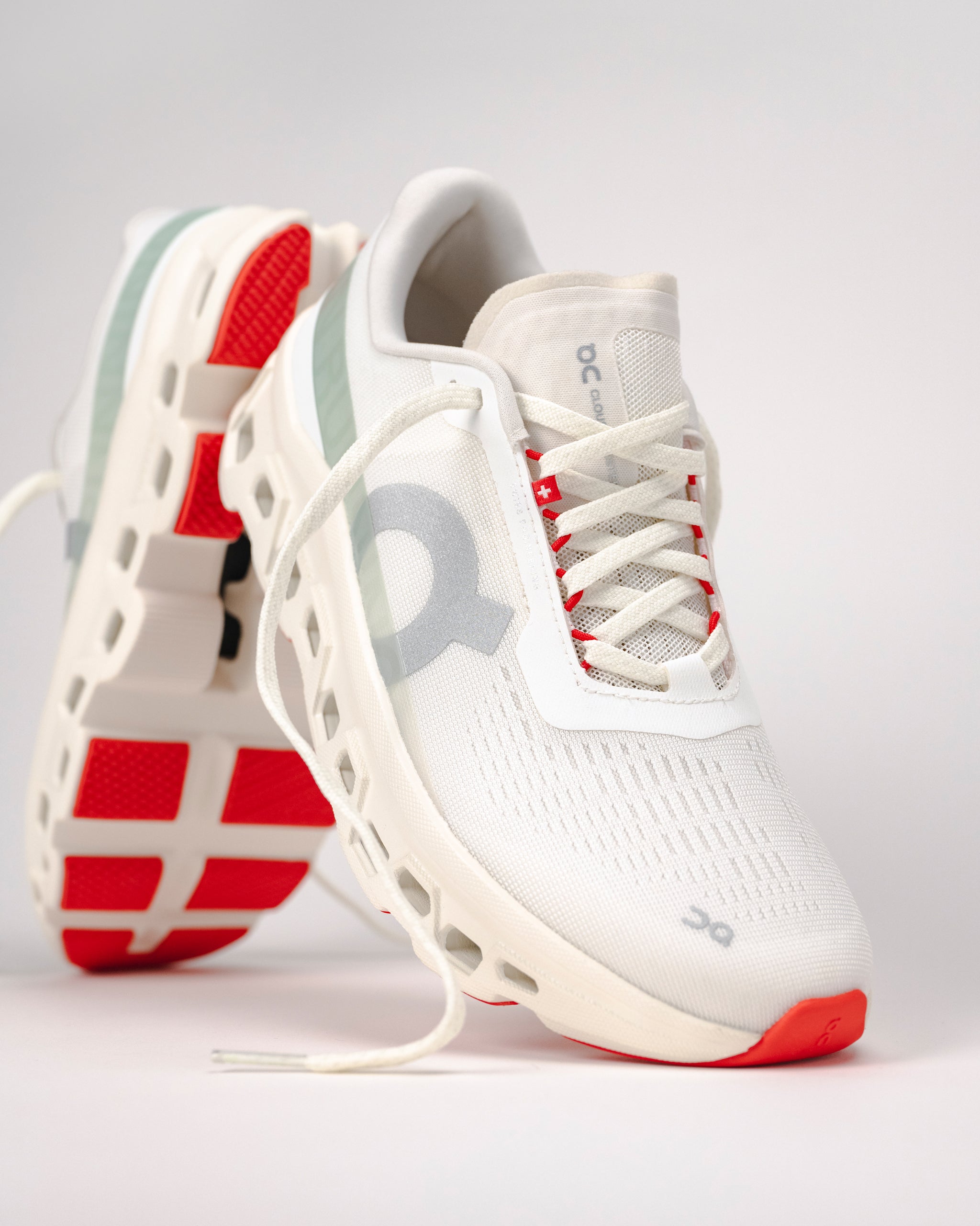 On Cloudmonster 1 Women's – Max‑Cushioned Running Shoe Ivory/Creek