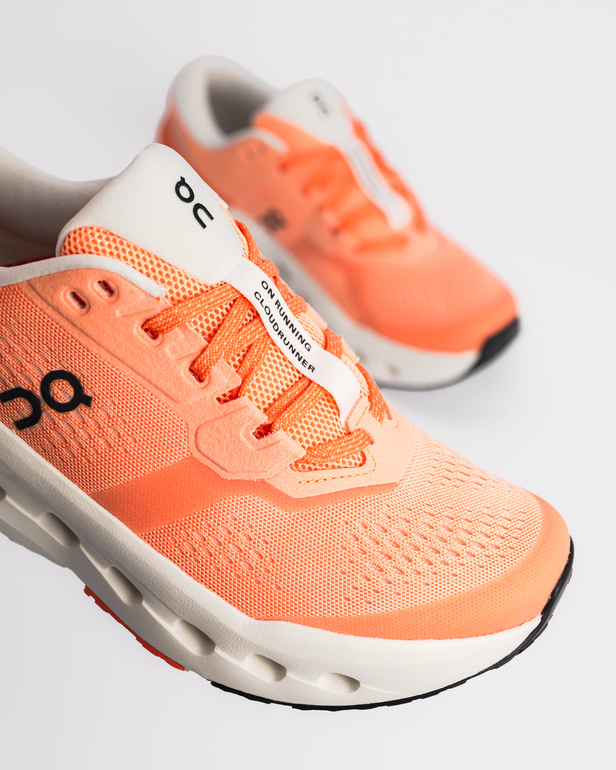 W-CLOUDRUNNER 3 - SUNSTONE/IVORY - MESH