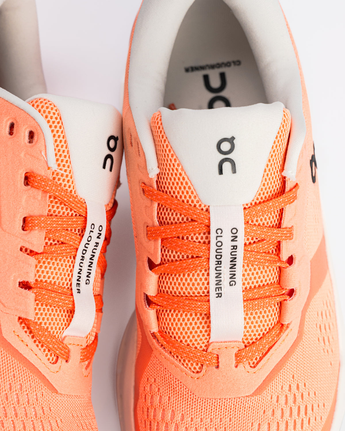 W-CLOUDRUNNER 3 - SUNSTONE/IVORY - MESH
