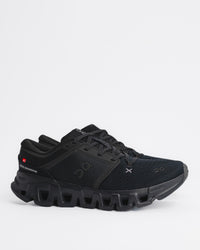 Women's On Running Cloud X5 Training Shoe – Flexible Gym Trainer in Black / Black
