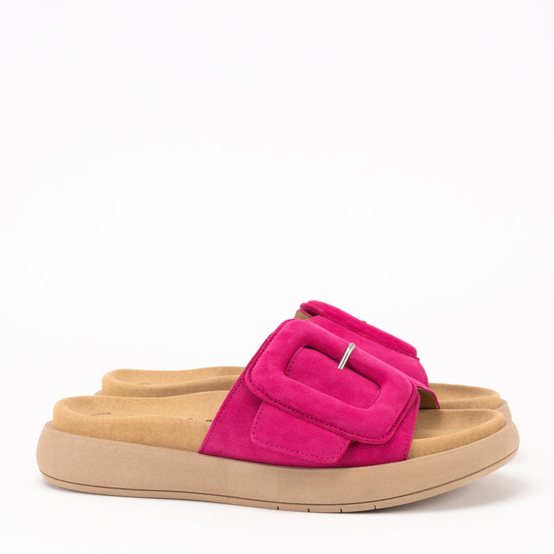 BUCKLE SLIDE - PINK - NUBUCK