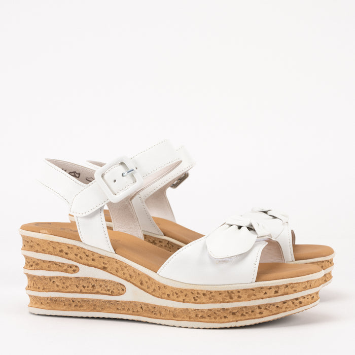 BOW WEDGE - WHITE - LEATHER