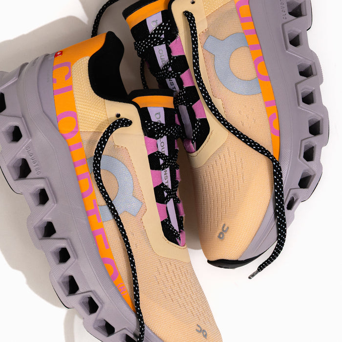 Women's On Running Cloudmonster Sneaker in Blonde/Fade