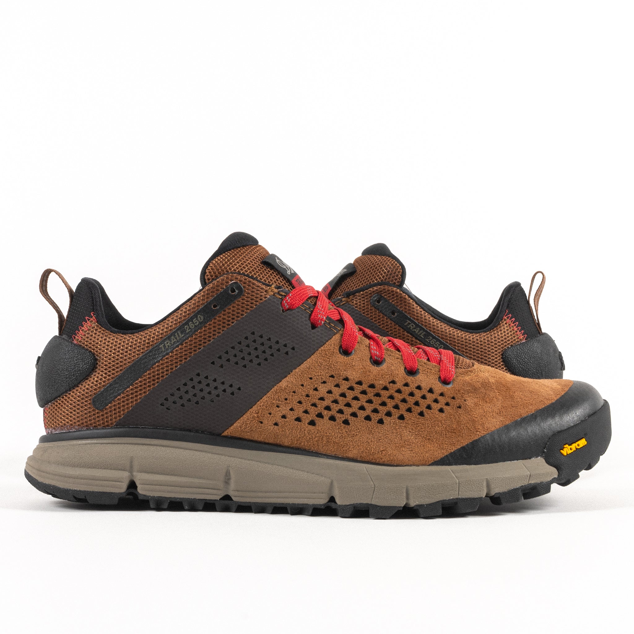 MEN'S DANNER TRAIL 2650 HIKING SHOE IN BROWN SUEDE LEATHER