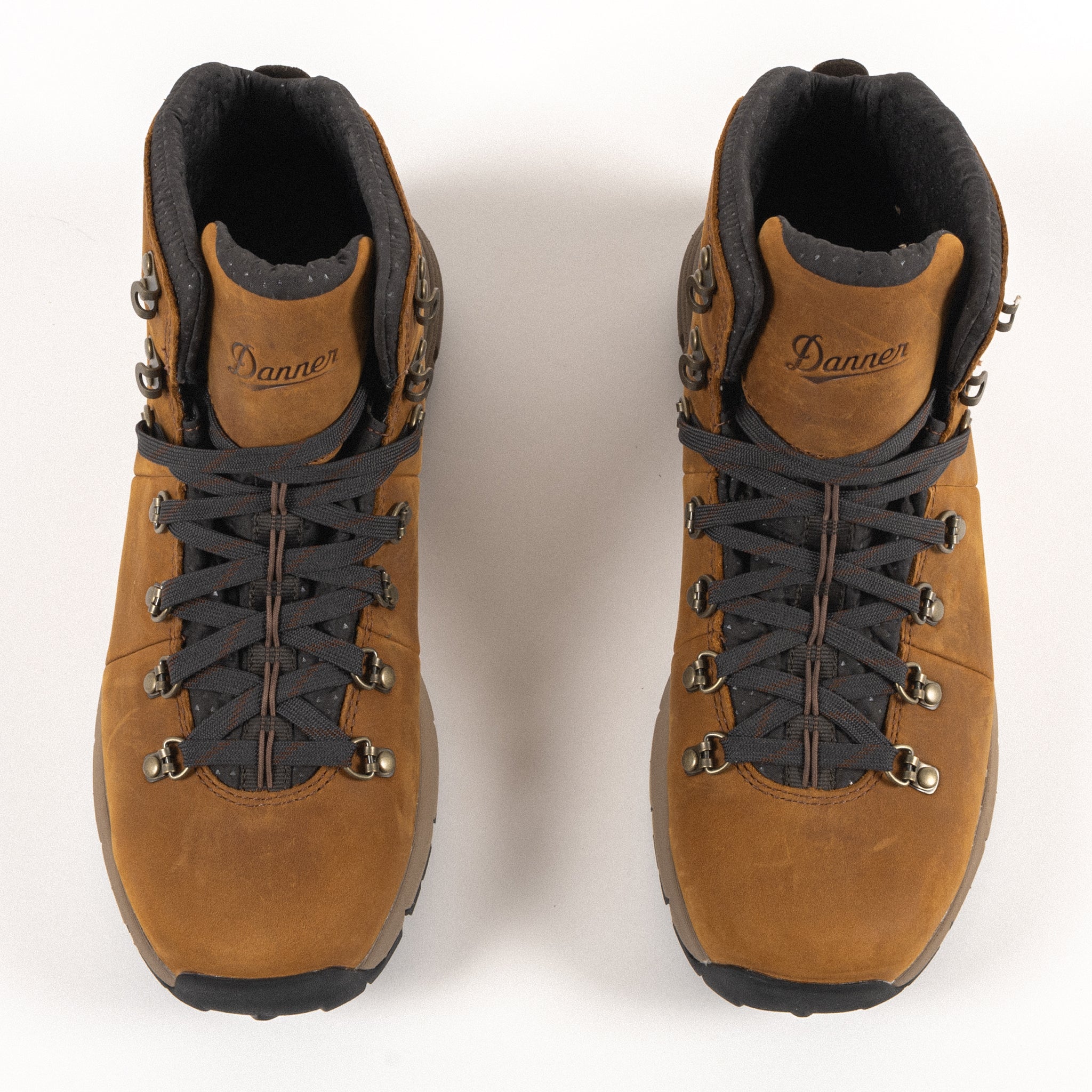 MOUNTAIN 600 - RICH BROWN - LEATHER – Plaza Shoe Store