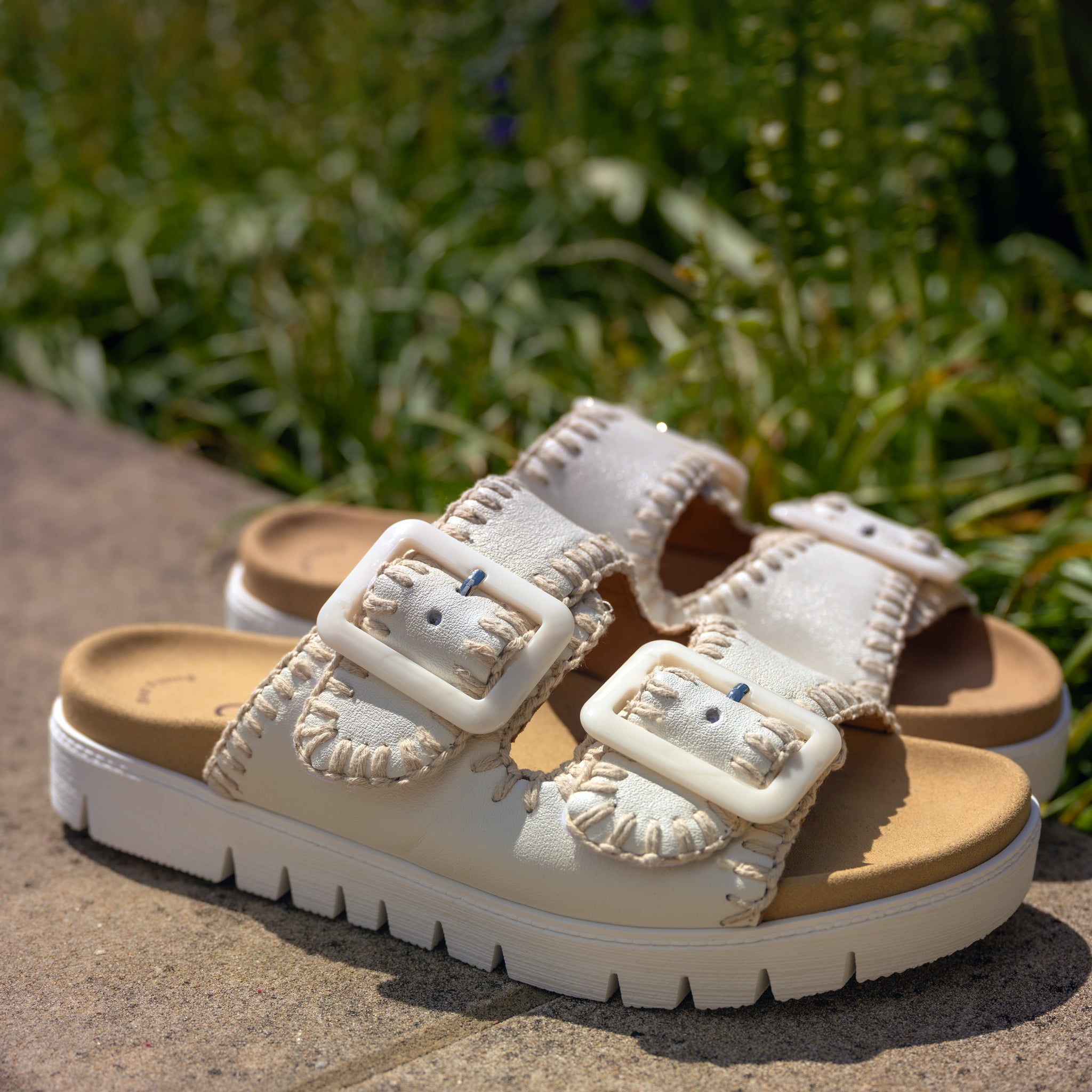 Women's Gabor Whipstitch Slide 63.741-20 in White Leather – Plaza