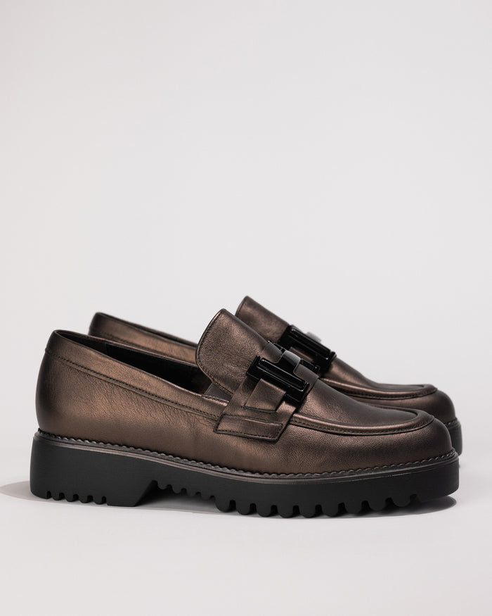 Side profile of the Gabor Bristol Loafer in smog leather 72.452.89