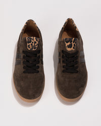Overhead view of the Gabor City Sneaker 73.300.18 in Brown Leather – Women’s Comfort Sneaker