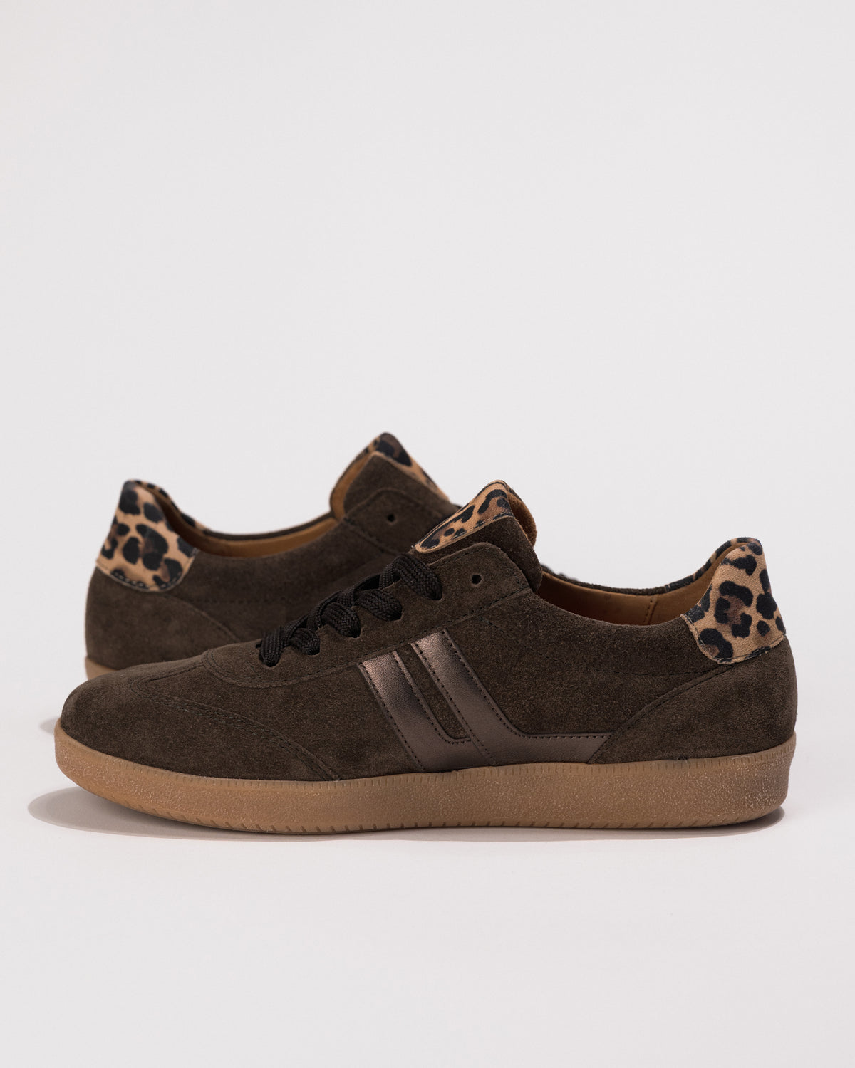 Instep view of the Gabor City Sneaker 73.300.18 in Brown Leather – Women’s Comfort Sneaker