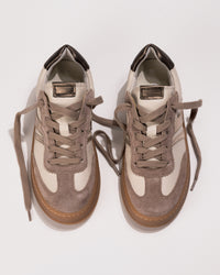 Top-down view of Gabor 76.475 showing toe box and lace detail