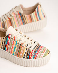 The Gabor Lamia 82.205.40 is a high-fashion take on the classic low-top trainer, designed to be the centerpiece of any summer outfit. This 83.205.40 model features a vibrant, multicolor raffia upper that offers a unique tactile texture rarely seen in athletic footwear. By blending sporty lines, artisanal materials, and comfort technology, Gabor has created a "sporty elegance" that works just as well for a garden party as it does for a city walk.