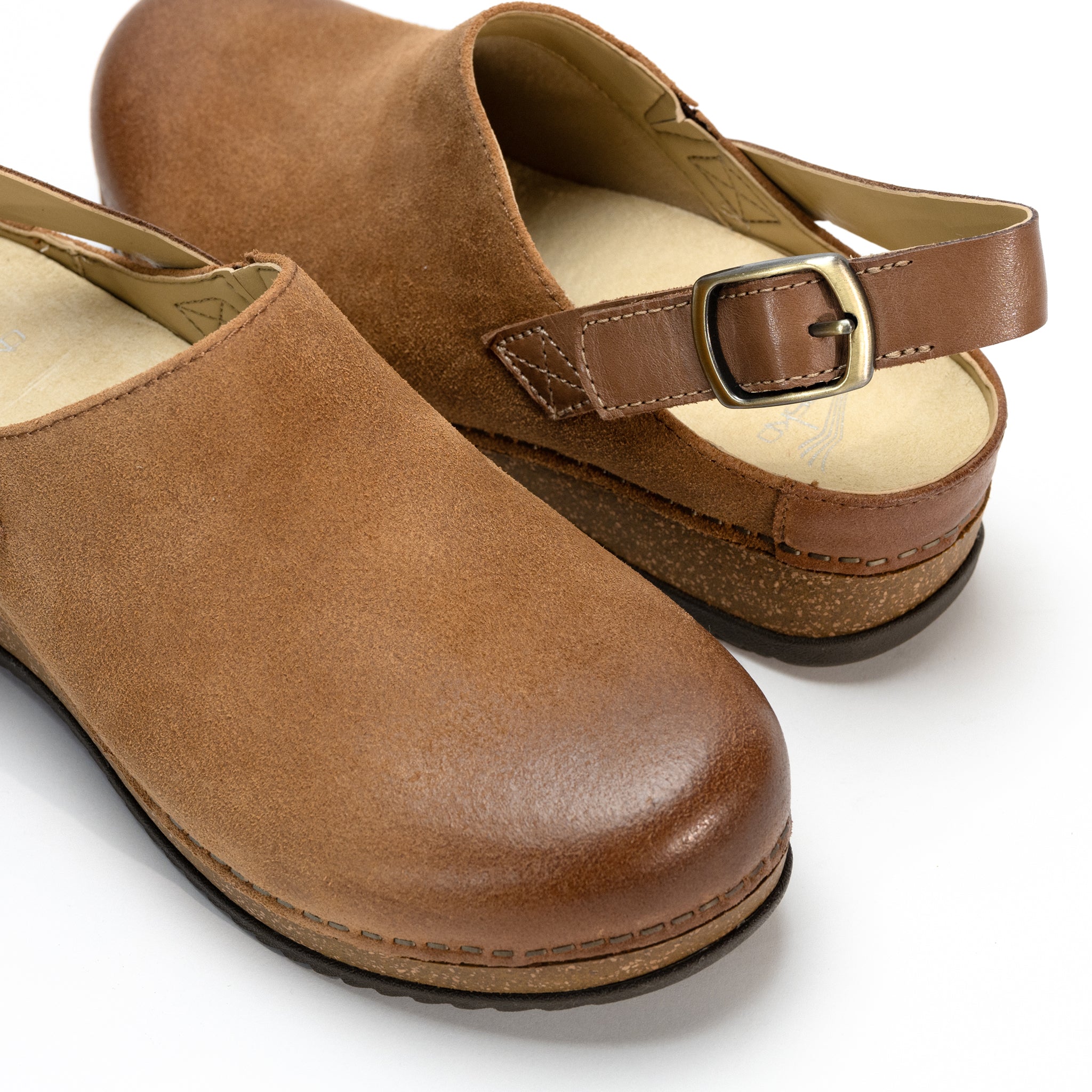 マロン WOMEN'S DANSKO MERRIN SLING-BACK MULE - TAN - SUEDE – Plaza Shoe Store