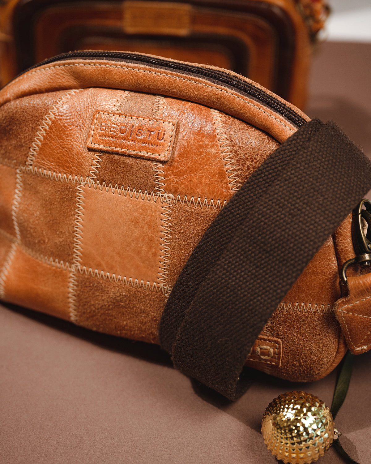 ABUNDANCE - TAN MR - LEATHER