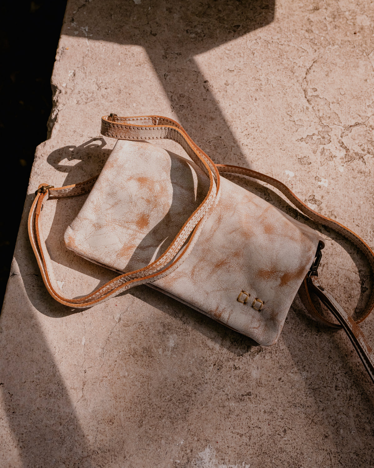 Bed|Stu Cadence Multi-Way Handbag in Nectar Lux (rustic white) - Crossbody and Clutch