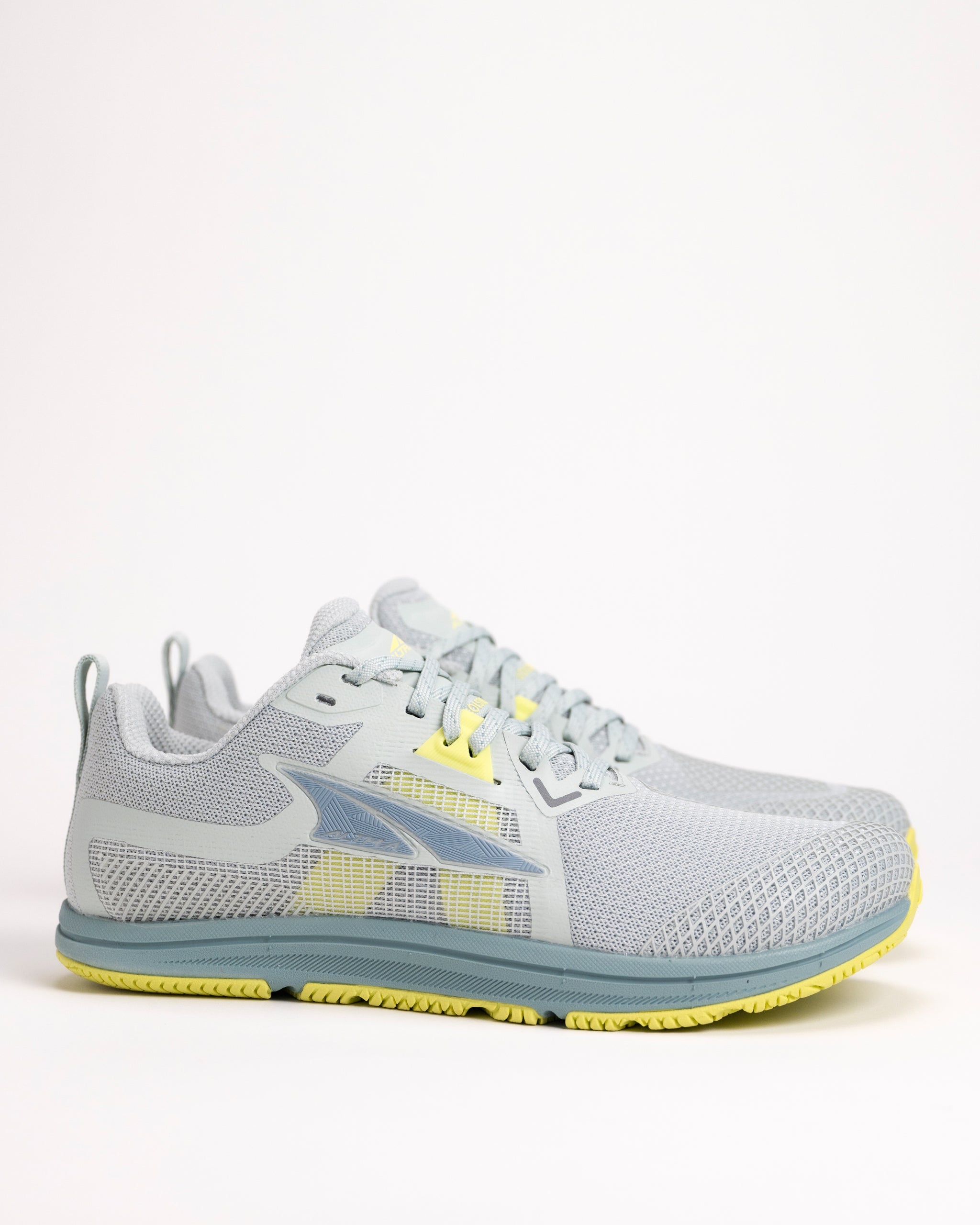 Women's Altra Solstice XT3 – Zero-Drop Training Shoe in Gray
