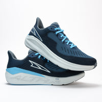 Men’s Altra Experience Form side view showing rocker shape and GuideRail™ support.