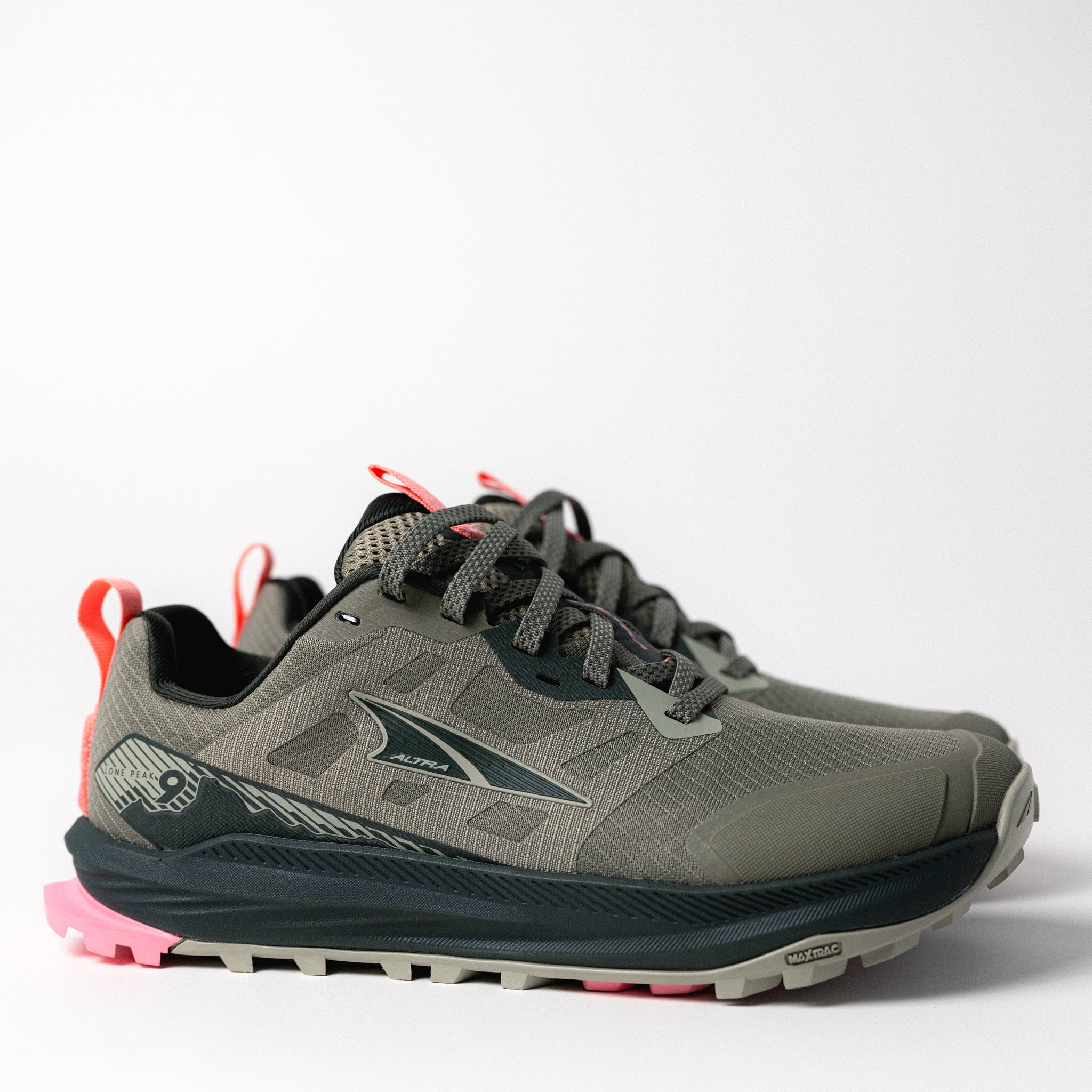 Altra – Plaza Shoe Store