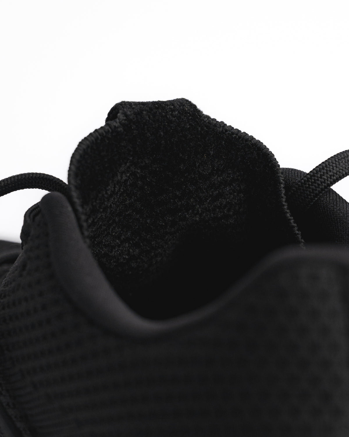 M-ESCALANTE 5 - ALL BLACK - KNIT