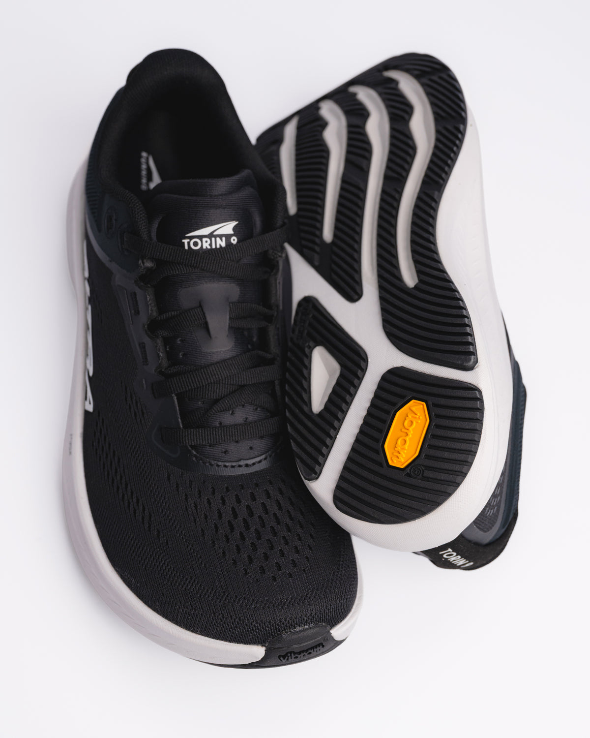 W-TORIN 9 - BLACK/WHITE - MESH