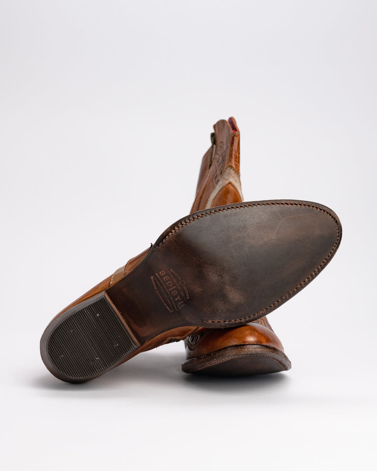 CHAMISE - TAN RUSTIC - LEATHER