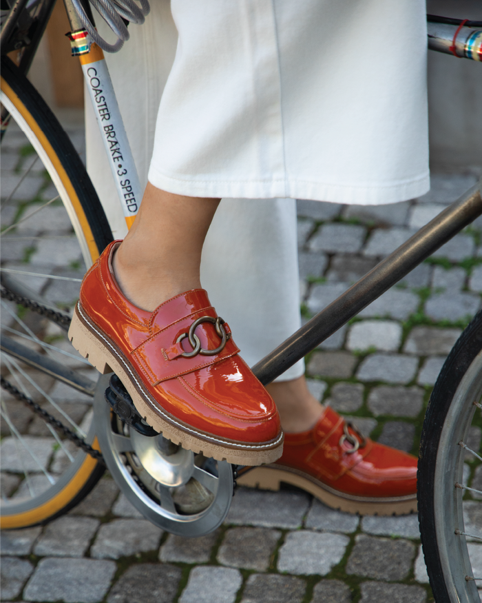 FREMONT - BURNT ORANGE - PATENT
