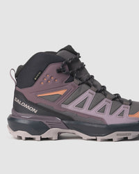 Back detail showing mid-cut ankle height and pull tab on Salomon X Ultra 360 GTX
