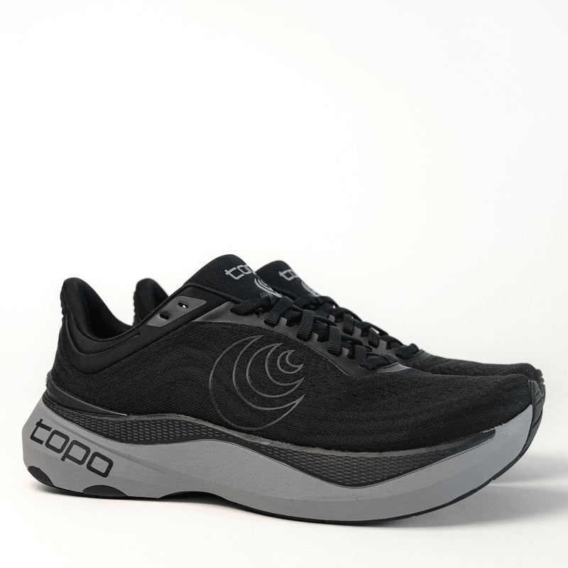 Men's Topo Athletic Aura Stability Road Running Shoe in Black/Charcoal, M080-BLKCHA