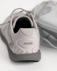 The Topo ST-6 is built for the runner who prefers a "less is more" approach. It’s the most minimalist model in Topo’s road lineup, sitting on a low-profile 14mm platform with absolutely zero drop from heel to toe. This design is all about promoting a natural, grounded gait while providing just enough ZipFoam™ cushioning to take the sting out of the pavement. If you’re looking for a shoe that lets your foot move exactly how it was meant to, this is a top contender.