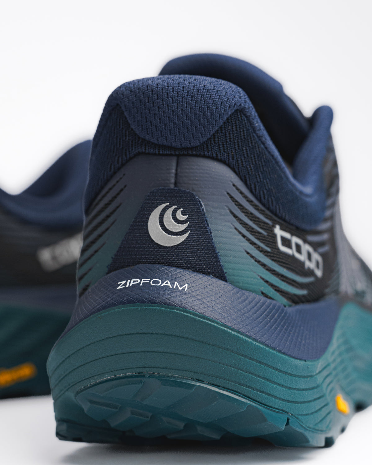 M-ULTRAVENTURE 5 - BLACK/DARK TEAL - MESH