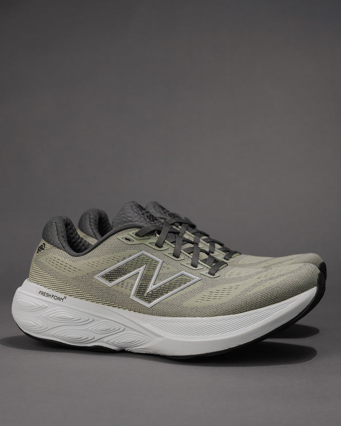 Men's New Balance Fresh Foam X 880v15 Road-Running Shoes in Light Green