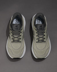 Men's New Balance Fresh Foam X 880v15 Road-Running Shoes in Light Green
