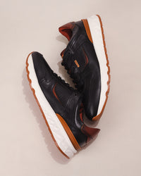 Pikolinos ARANDA Men’s Lace-Up Trainer in Black Calfskin Leather