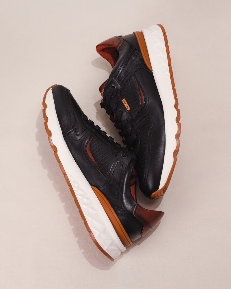 Pikolinos ARANDA Men’s Lace-Up Trainer in Black Calfskin Leather