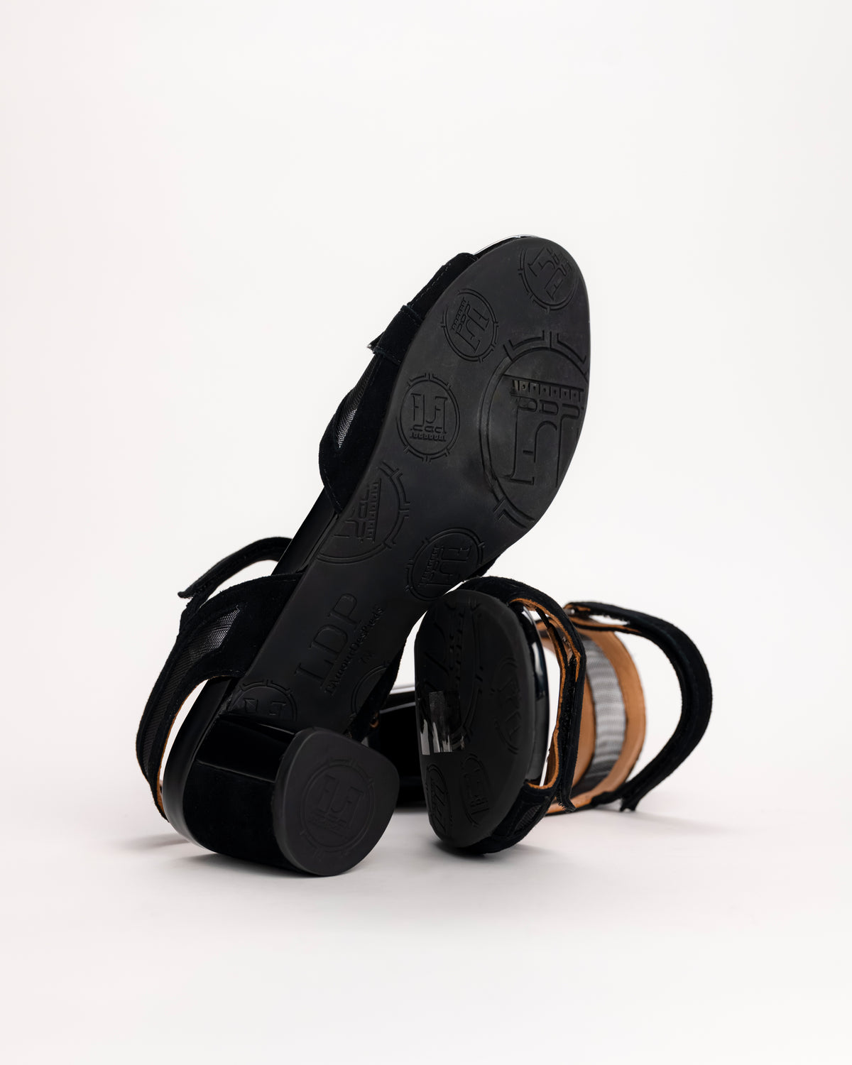 MAHIYA - BLACK - SUEDE/MESH